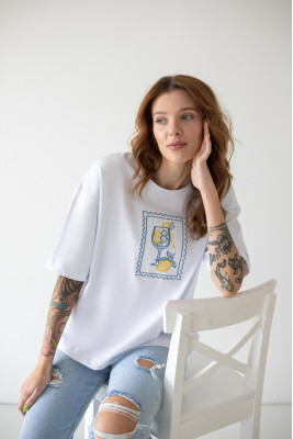 Футболка жіноча